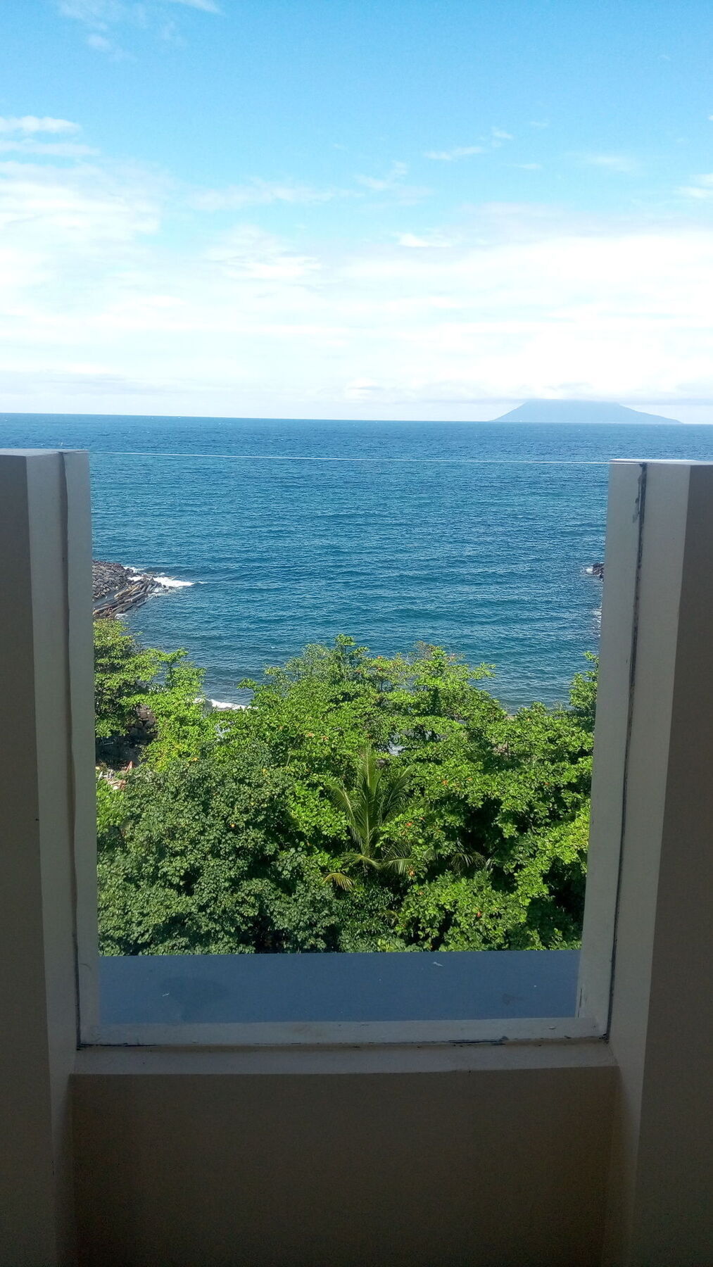 Big Fish Hotel Manado Exterior foto